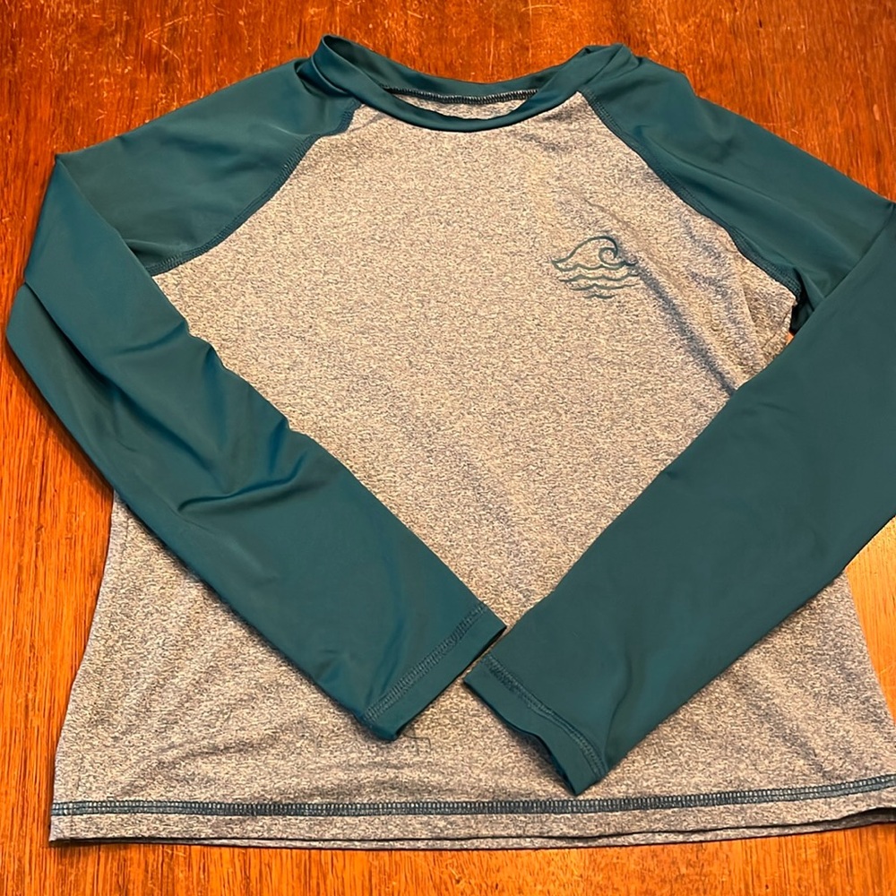 Art Class, long sleeve rash guard. Size L(10-12)